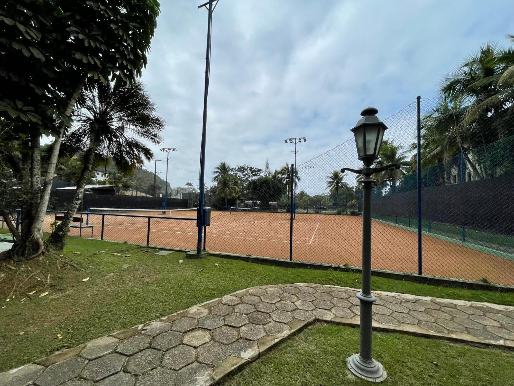 Condominio Wembley Tenis Praia Das Toninhas J406 Ubatuba Luaran gambar